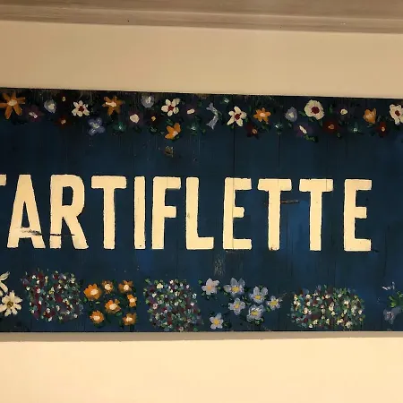 Phoebe, Centre Apartman *